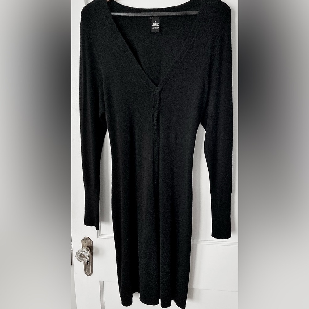 BCBGMaxAzria Black V-Neck Sweater Dress